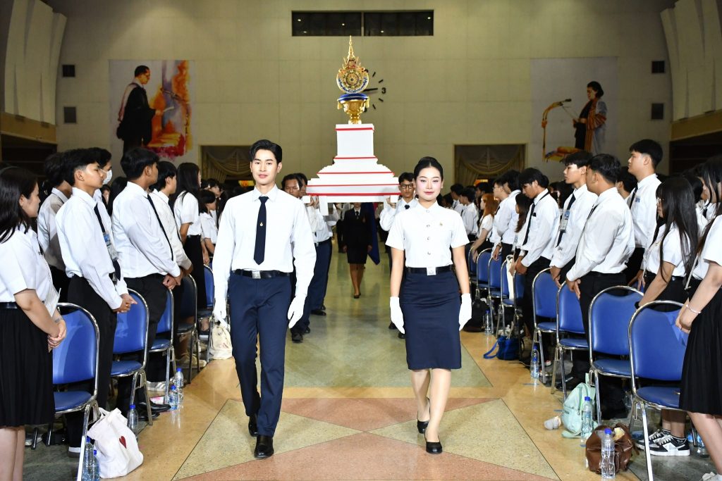 พิธีมอบตัวเป็นศิษย์
