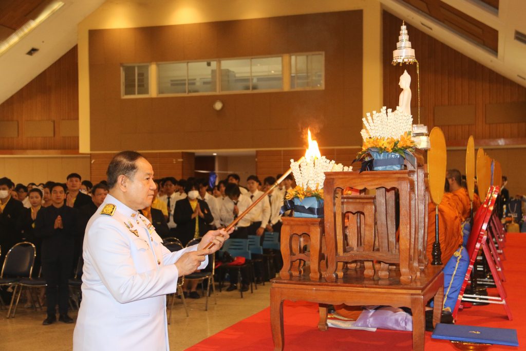 เจริญพระพุทธมนต์