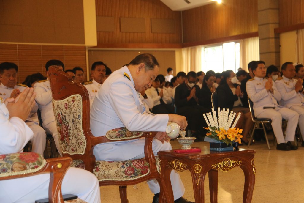 เจริญพระพุทธมนต์