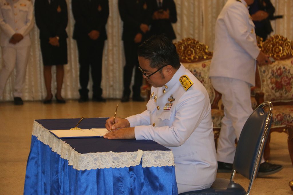 เจริญพระพุทธมนต์