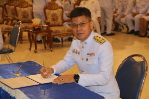 เจริญพระพุทธมนต์