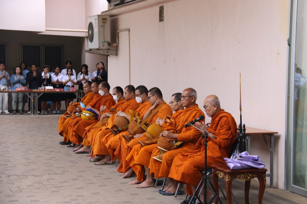 วันแม่