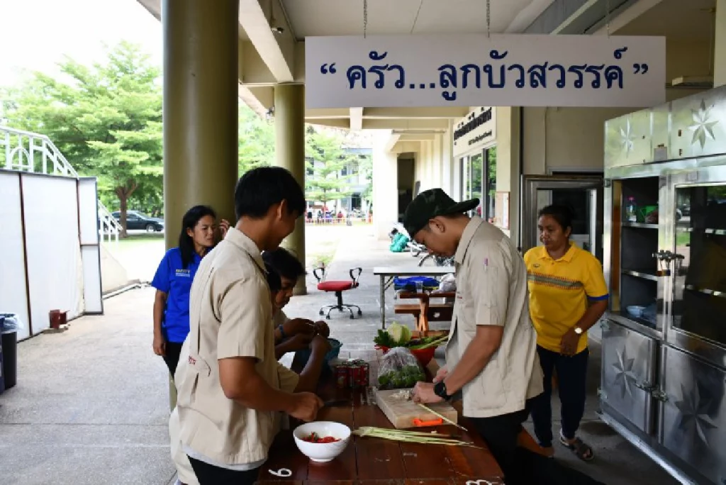 มทร. ธัญบุรีตั้งโรงครัวลูกบัวสวรรค์ช่วยนักศึกษาที่ขาดแคลนทุนทรัพย์ใช้ปรุงอาหารฟรี